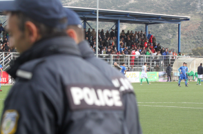 «Χάδια» θεωρούν οι αστυνομικοί τα μέτρα για τη βία στα γήπεδα