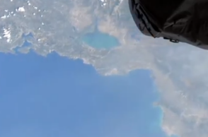 Οι καπνοί πάνω από την Ελλάδα όπως καταγράφηκαν από τον Διεθνή Διαστημικό Σταθμό