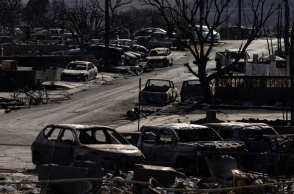 Οι πυρκαγιές εδώ και αλλού