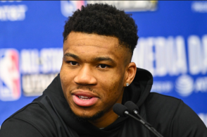 Γιάννης Αντετοκούνμπο