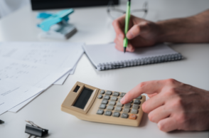 Πώς θα φορολογούνται οι ελεύθεροι επαγγελματίες - Οι προβλέψεις του νέου ν/σ