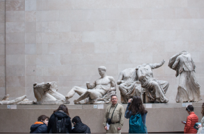  Μενδώνη για τα Γλυπτά του Παρθενώνα: Καταρρίφθηκε και το τελευταίο επιχείρημα του Βρετανικού Μουσείου 