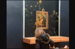 Πέταξαν σούπα στον πίνακα της Μόνα Λίζα στο Μουσείο του Λούβρου