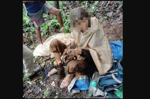 Ινδία: Αμερικανίδα βρέθηκε αλυσοδεμένη σε δέντρο