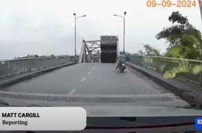 Τυφώνας Γιάγκι στο Βιετνάμ: Η στιγμή που καταρρέει γέφυρα 