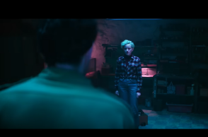 Καρέ από το τρέιλερ της νέας ταινίας τρόμου Wolf Man