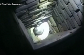 Προσπάθησε να ξεφύγει από την Αστυνομία, αλλά κόλλησε στην ...καμινάδα