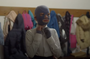 Ταινία η ζωή του 10χρονου χορευτή «με τη μωβ μάσκα» που επιβίωσε από τον πόλεμο στην Ουκρανία