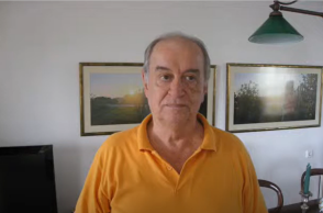 Κώστας Λυχναράς