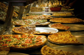 Γερμανική πιτσαρία απαγόρευσε την είσοδο σε όλους τους Ισραηλινούς – Έντονη αντίδραση από την πρεσβεία