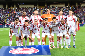 Οι παίκτες του Ολυμπιακού στο ματς με τη Μπαρτσελόνα