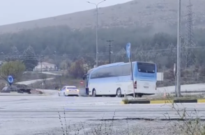 Πτολεμαΐδα: Εξετράπη λεωφορείο με 25 εργαζομένους της ΔΕΗ - Νεκρός ο οδηγός