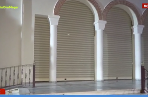 Ρολά σε εκκλησία στον Κορυδαλλό