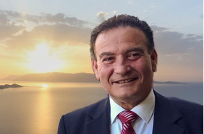 Δημήτρης Καρύδης