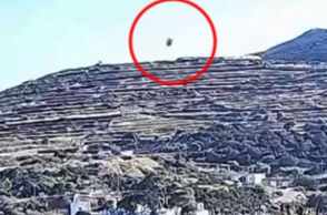 Ξεκίνησαν οι αυτοψίες στη Σίφνο για τη συντριβή του ελικοπτέρου - Στην Αθήνα οι τρεις σοροί