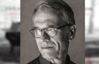 Χάρης Βλαβιανός: Πλατωνικοί Διάλογοι ή γιατί στο σπήλαιο κάνουν όλοι πάρτι