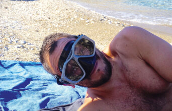 Μάνος Μπαμπούνης