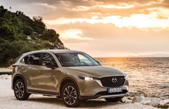 Το ολοκαίνουργιο υβριδικό μοντέλο Mazda CX-5 αποτελεί τον ορισμό ενός μοντέρνου αυτοκινήτου με ένα σπορ χαρακτήρα