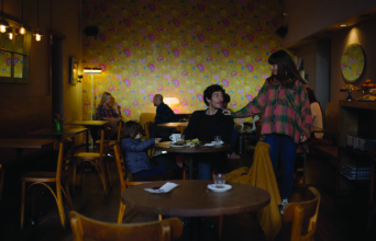 Αυτά που δεν λέγονται: Καλύτερα να μασάς παρά να μιλάς