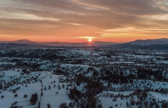 «Τουρισμός για όλους»: Τα κριτήρια των δικαιούχων για το voucher των 150 ευρώ για χειμερινές διακοπές