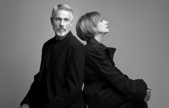 Η Πέμη Ζούνη και ο Σταύρος Ζαλμάς πρωταγωνιστούν στη «Φθινοπωρινή ιστορία»