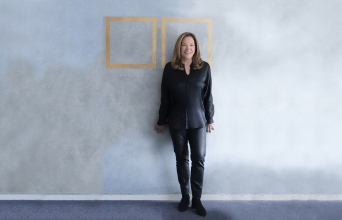 Angie Antonakis (Angakis) στην πρώτη της solo έκθεση με τίτλο «I ll be your mirror» στο Ίδρυμα Μιχάλης Κακογιάννης