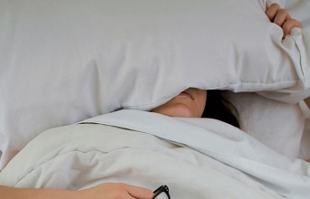 Επτά τρόποι για να βελτιώσετε τον ύπνο σας σύμφωνα με την επιστήμη