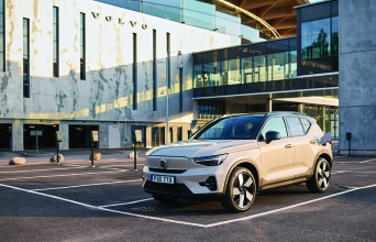 Volvo EX40