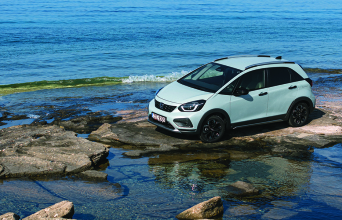 Honda Jazz Crosstar e:HEV