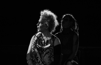 Η Λέορα Ρίβλιν στον ρόλο της Ευρώπης