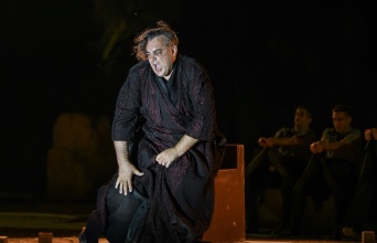 Ο Αργύρης Ξάφης πρωταγωνιστεί στην Ανδρομάχη, σε σκηνοθεσία Μαρίας Πρωτόπαππα