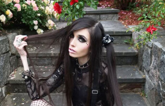 ΓΙΟΥΤΖΙΝΙΑ ΚΟΥΝΙ EUGENIA COONEY
