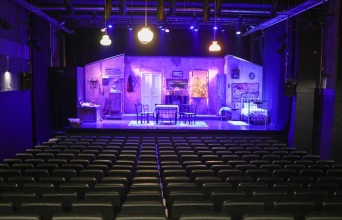 Θέατρο Φιλίπ: Οι πόρτες του ιστορικού κινηματογράφου στην Κυψέλη ανοίγουν ξανά