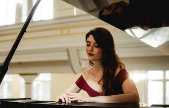 Νεφέλη Μούσουρα