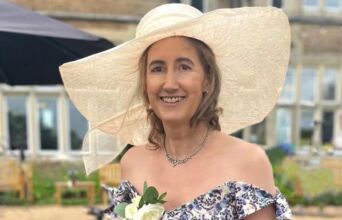 Πέθανε η Σόφι Κινσέλα, η συγγραφέας της σειράς Shopaholic, σε ηλικία 55 ετών