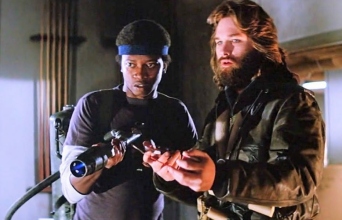 Ο Τ.Κ. Κάρτερ με τον Κερτ Ράσελ στην ταινία «The Thing» του 1982