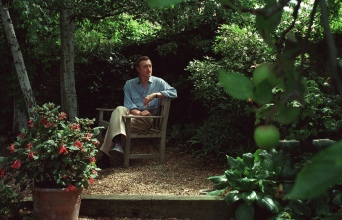 Τζούλιαν Μπαρνς