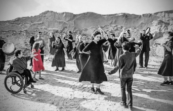 Το Φεστιβάλ Αθηνών Επιδαύρου παρουσιάζει τους Τρωάδες του Ευριπίδη σε σκηνοθεσία Ελένης Ευθυμίου