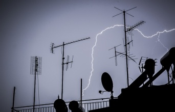 «Χτύπησε» η κακοκαιρία την Αττική