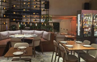 Anthes: το καινούργιο εστιατόριο της οδού Σκούφου