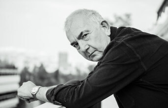 Γιώργος Οικονόμου: Το «Prima Facie» ανοίγει τον διάλογο για τη σεξουαλική κακοποίηση