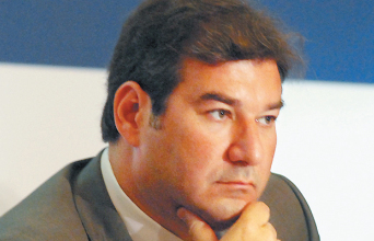 Nίκος Kαραχάλιος