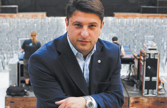 Nίκος Xαρδαλιάς