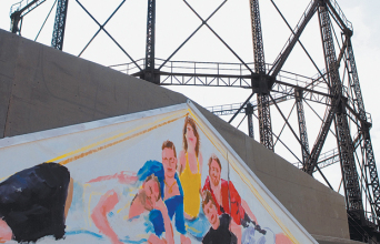 Εγκατάσταση των hobbypop Museum στην Μπιενάλε της Αθήνας. Φωτό: Charlie Makos.