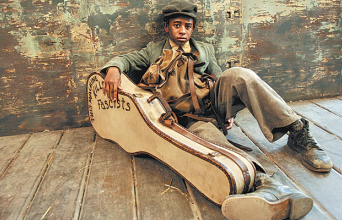 Dylan, Περίοδος Α: H κιθάρα μου σκοτώνει φασίστες