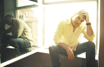 Κώστας Βαξεβάνης