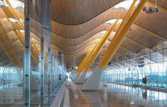 Αεροδρόμιο Μαδρίτης, Terminal 4