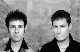 Αποστόλης και ο Διονύσης Αυγερινός