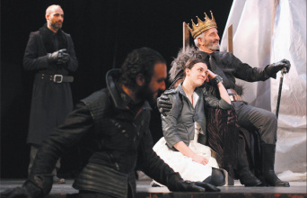 Στάθης Λιβαθινός, Νικήτας Τσακίρογλου