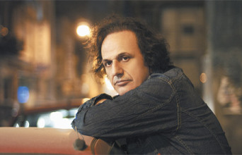 Βασίλης Παπακωνσταντίνου